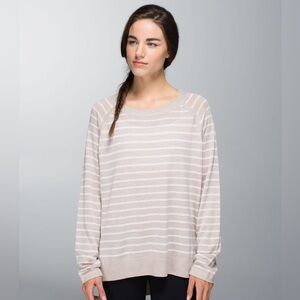 Lululemon Post Savasana Pullover • 6 • Heathered Cashew/White Stripe